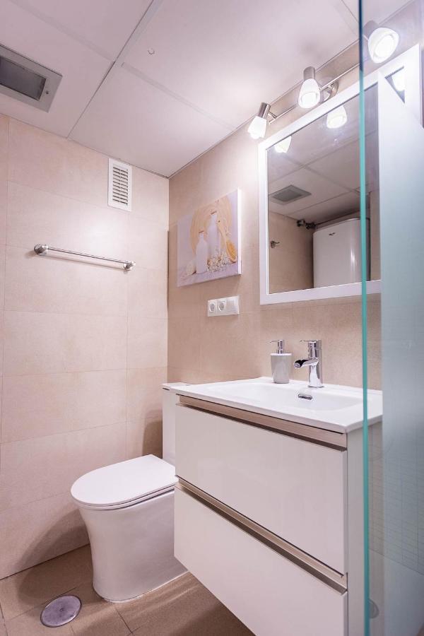 Goyeneta Luxury Suite Севиля Екстериор снимка